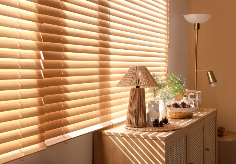 Product Application: Lounge curtains